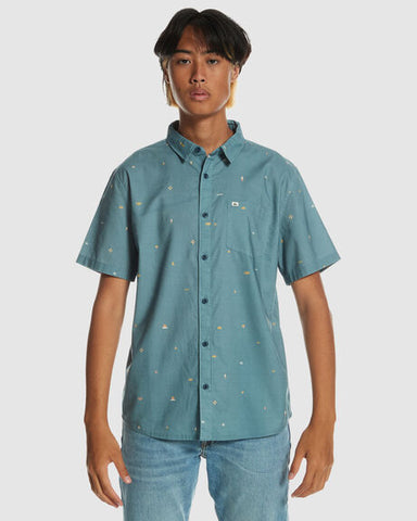 QUIKSILVER SPACED OUT SHORT SLEEVE SHIRT - BLUE GREY