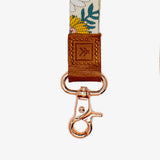 THREAD BLOSSOM WRIST LANYARD
