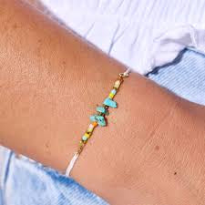 PURA VIDA DAINTY SOLANA SEED BEAD GOLD