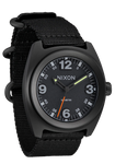 NIXON CLUTCH 42