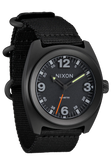 NIXON CLUTCH 42
