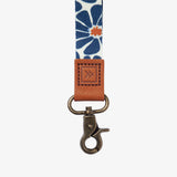 THREAD EMMELINE NAVY - WRISTLET KEYCHAIN
