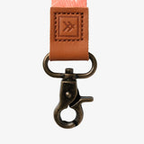 THREAD CORAL CRUSH - WRISTLET KEYCHAIN